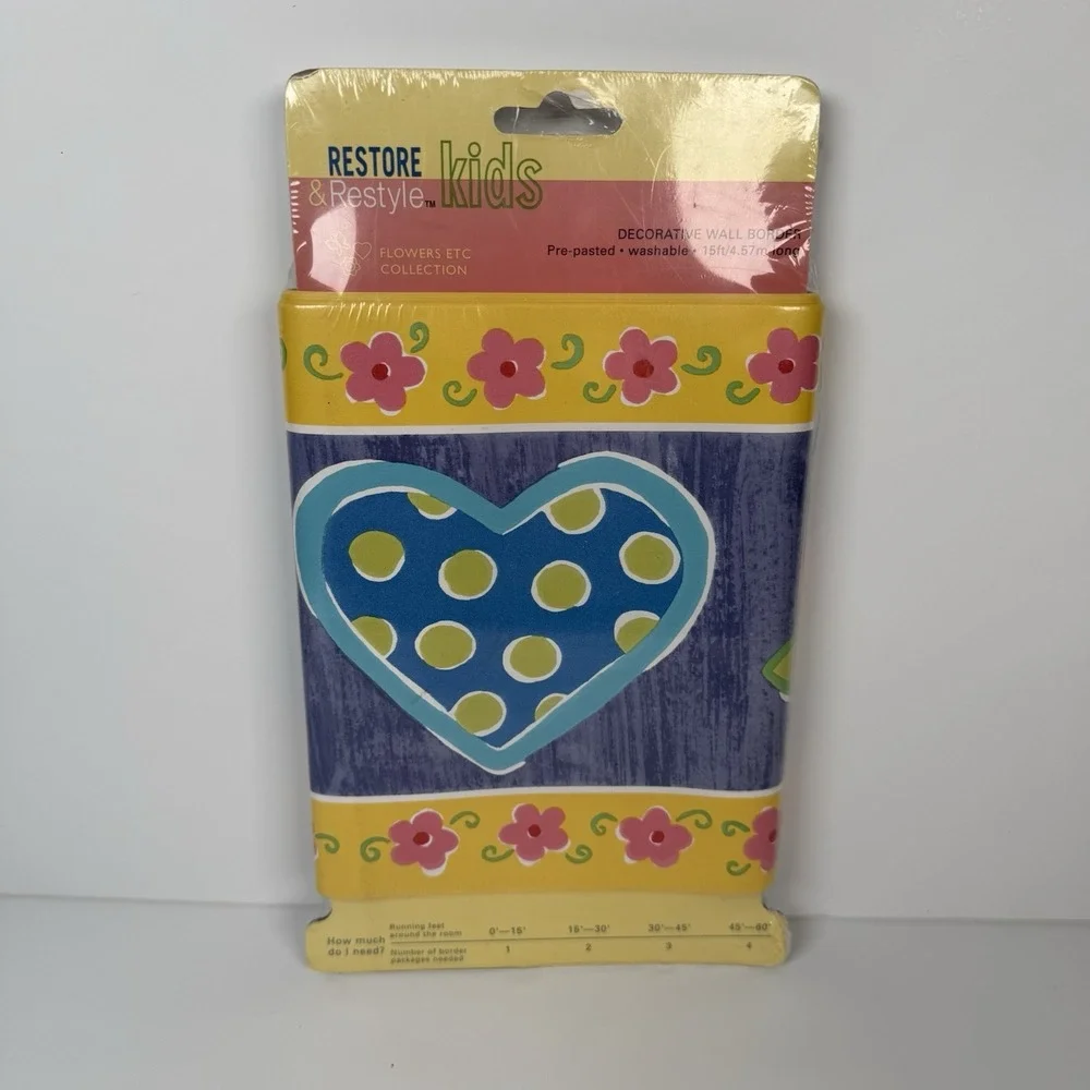 Restore & Restyle Kids 7 Inch 15ft Wall Border Flowers Etc‎ Collection Heart